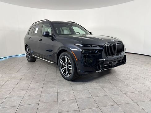 Certified 2026 BMW X7 xDrive40i AWD/4WD image 7