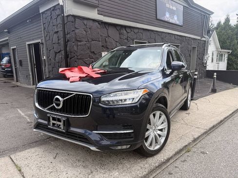 Used 2016 Volvo XC90 T6 Momentum w/ Momentum Plus Package AWD/4WD image 2
