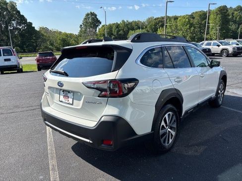 Certified 2025 Subaru Outback Premium AWD/4WD image 3