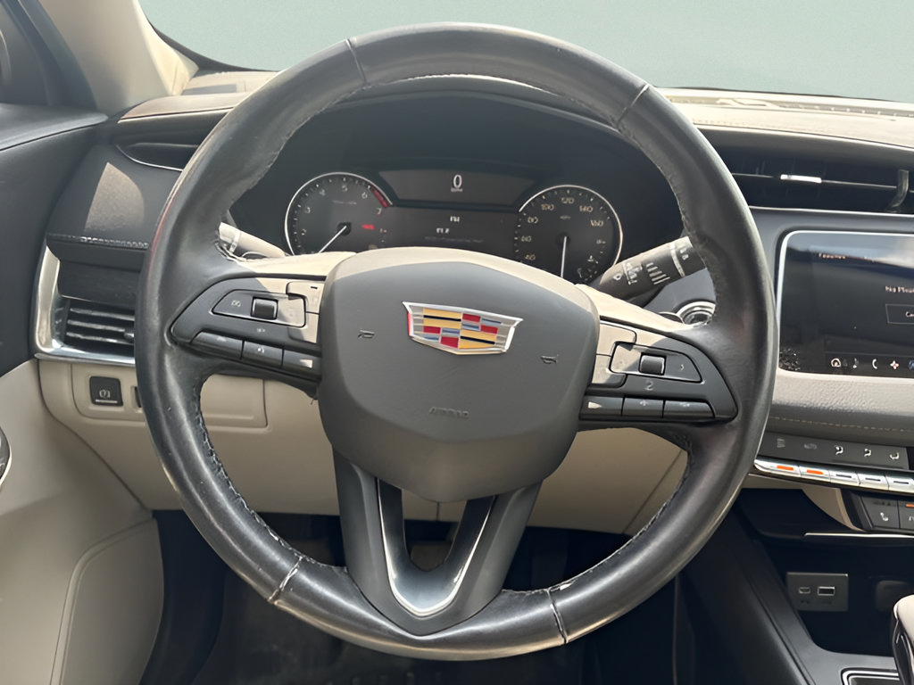 Used 2019 Cadillac XT4 Premium Luxury w/ Cold Weather Package FWD image 20