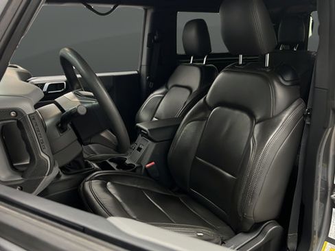 Used 2022 Ford Bronco 2-Door AWD/4WD image 9