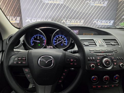 Used 2013 MAZDA MAZDA3 i Touring image 18