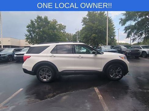 Used 2023 Ford Explorer XLT w/ Equipment Group 202A AWD/4WD image 6