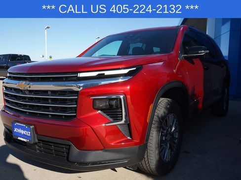 New 2026 Chevrolet Traverse LT w/ Driver Confidence Package image 4