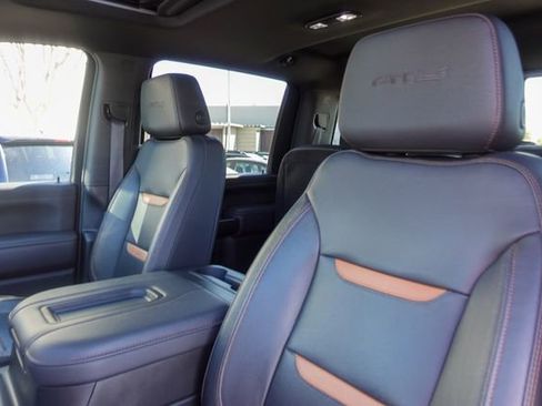 Used 2022 GMC Sierra 2500 AT4 w/ AT4 Premium Plus Package AWD/4WD image 26