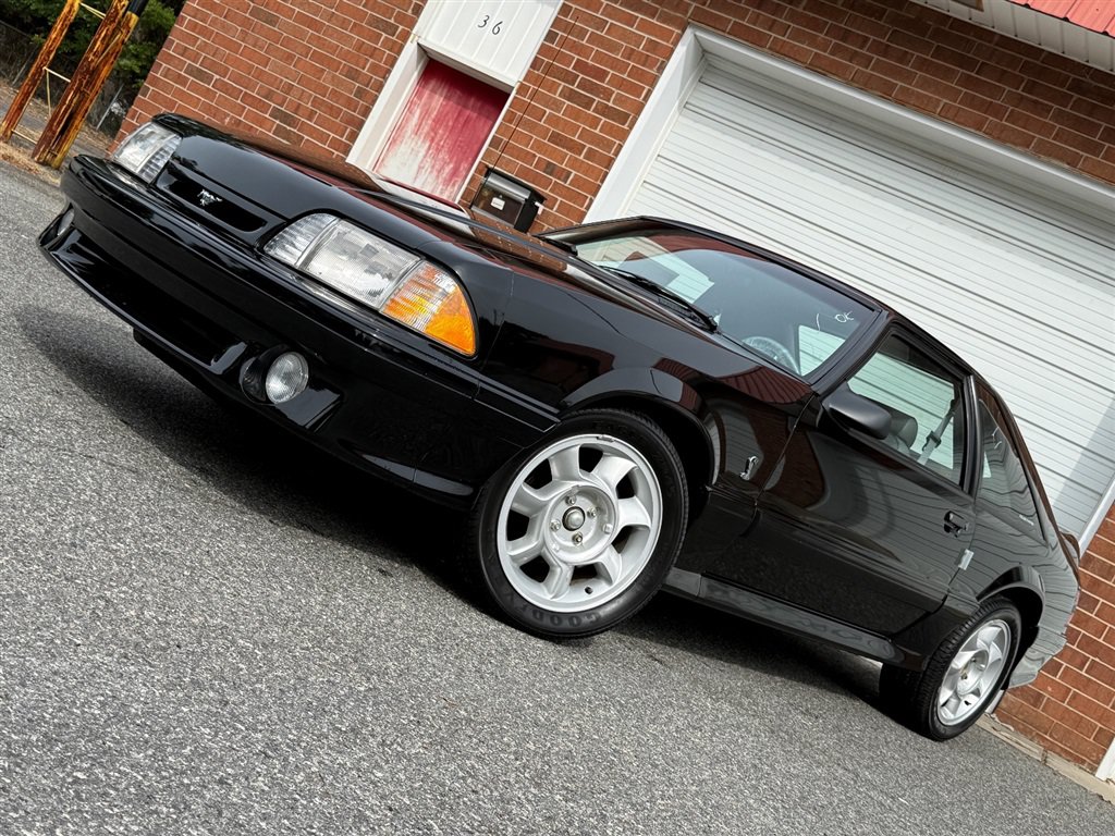 Used 1993 Ford Mustang Cobra RWD image 4