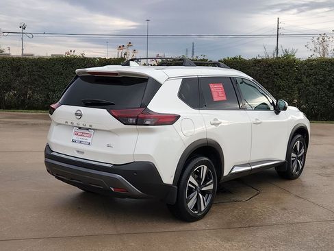 Certified 2023 Nissan Rogue SL w/ SL Premium Package image 5