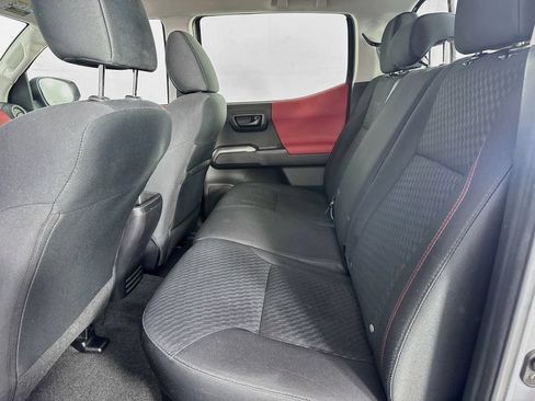 Used 2022 Toyota Tacoma SR5 w/ SR5 Appearance Package (SM) RWD image 34