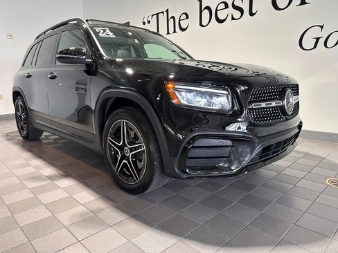 Used 2024 Mercedes-Benz GLB 250 4MATIC image 1