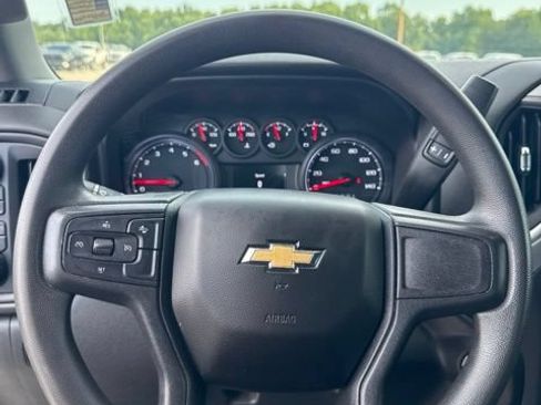 Used 2024 Chevrolet Silverado 2500 Custom w/ Custom Value Package AWD/4WD image 29
