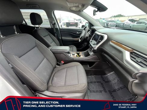 Used 2023 GMC Acadia SLE w/ Driver Convenience Package FWD image 20