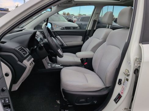 Used 2018 Subaru Forester 2.5i Premium AWD/4WD image 9