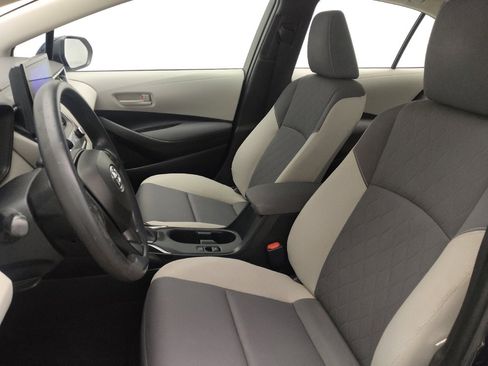 Used 2023 Toyota Corolla LE image 17
