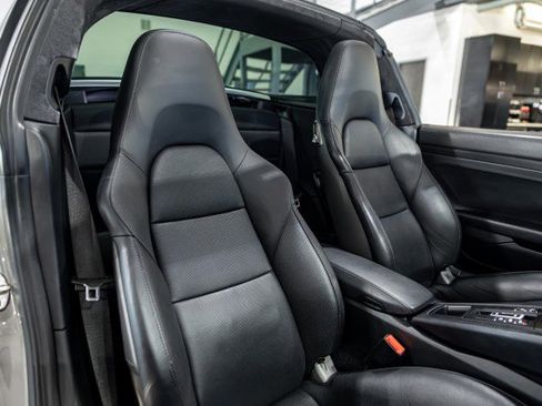 Used 2018 Porsche 911 Targa 4 GTS image 30