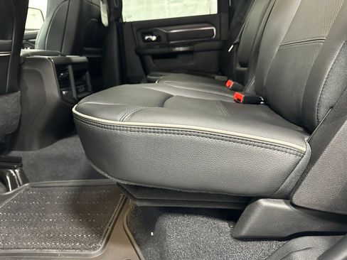 Used 2024 RAM 2500 Limited image 45