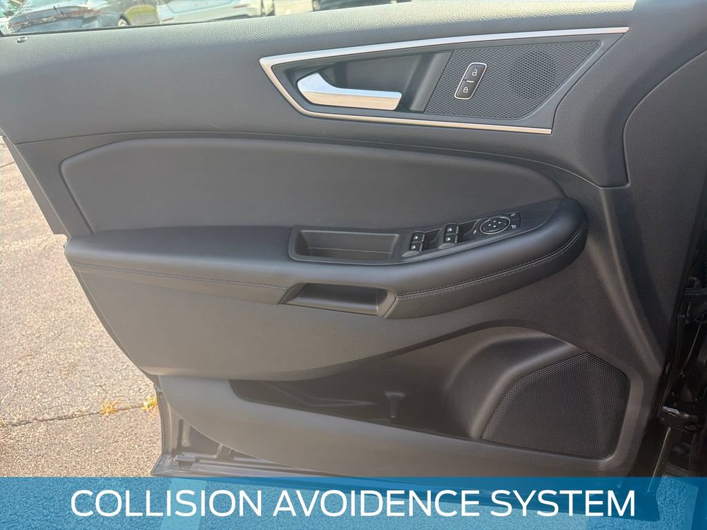 Used 2024 Ford Edge SEL AWD/4WD image 13
