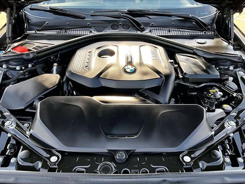 Used 2020 BMW 230i Convertible w/ M Sport Package RWD image 29