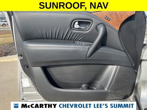 Used 2024 Nissan Armada SL image 41