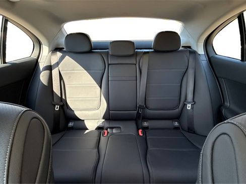 Used 2025 Mercedes-Benz C 300 4MATIC Sedan image 15