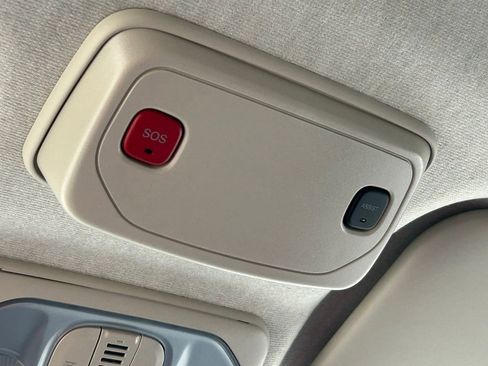 New 2024 RAM ProMaster 3500 w/ Convenience Group image 15