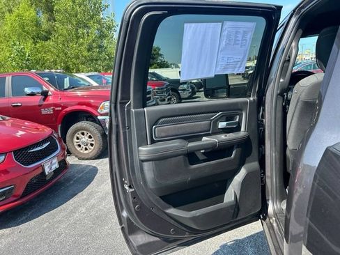 Used 2025 RAM 2500 Big Horn AWD/4WD image 12