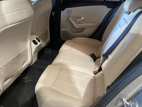 Used 2020 Mercedes-Benz A 220 image 9