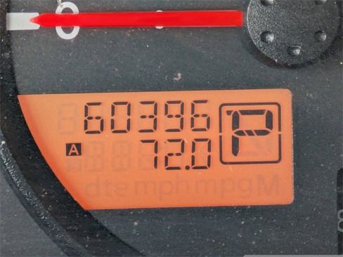 Used 2019 Nissan Frontier SV image 28