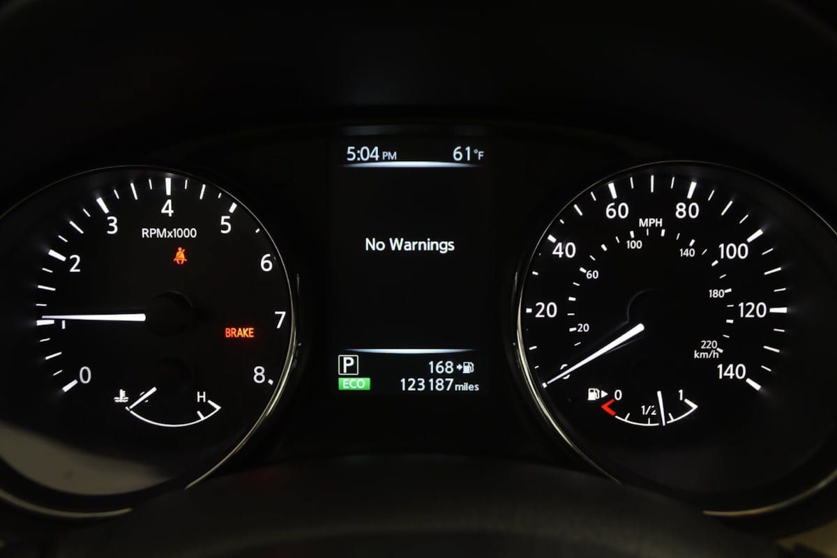 Used 2017 Nissan Rogue SL w/ SL Premium Package AWD/4WD image 17