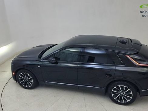 Used 2025 Cadillac Lyriq Sport AWD/4WD image 81