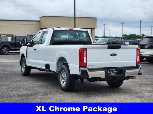 New 2026 Ford F250 XL w/ XL Chrome Package RWD image 4