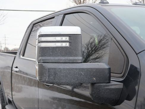 Used 2020 Chevrolet Silverado 3500 LTZ w/ LTZ Premium Package image 10