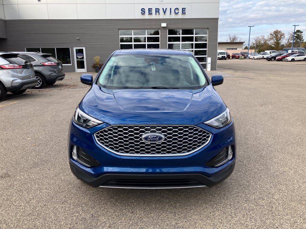Used 2024 Ford Edge SEL w/ Convenience Package AWD/4WD image 5