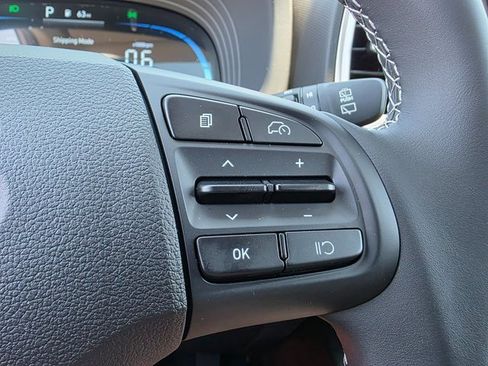 New 2025 Hyundai Venue SEL image 25