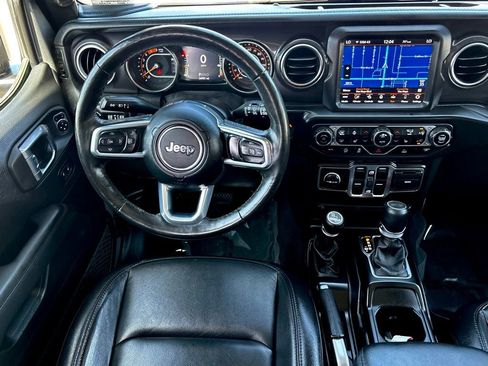 Used 2021 Jeep Wrangler Unlimited Sahara AWD/4WD image 21