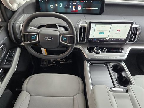 New 2026 Ford Expedition Max Platinum w/ Driver's Package image 20