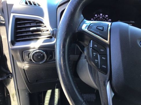 Used 2023 Ford Edge SEL image 27