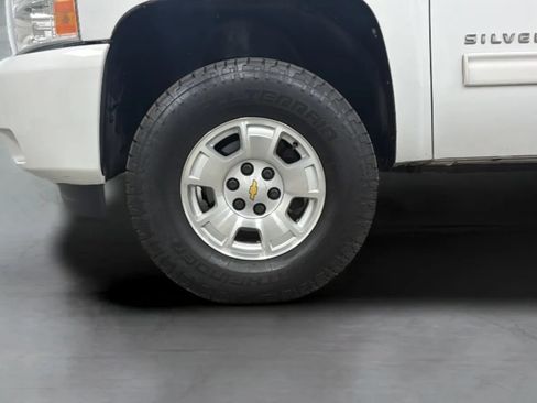 Used 2011 Chevrolet Silverado 1500 LT w/ All-Star Edition AWD/4WD image 25