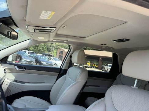 Used 2021 Hyundai Palisade SEL w/ Premium Package FWD image 19