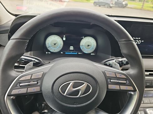 Used 2025 Hyundai Palisade Limited AWD/4WD image 22