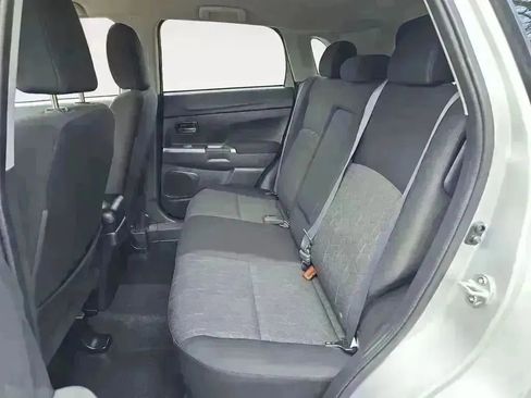 Used 2020 Mitsubishi Outlander Sport SE image 13