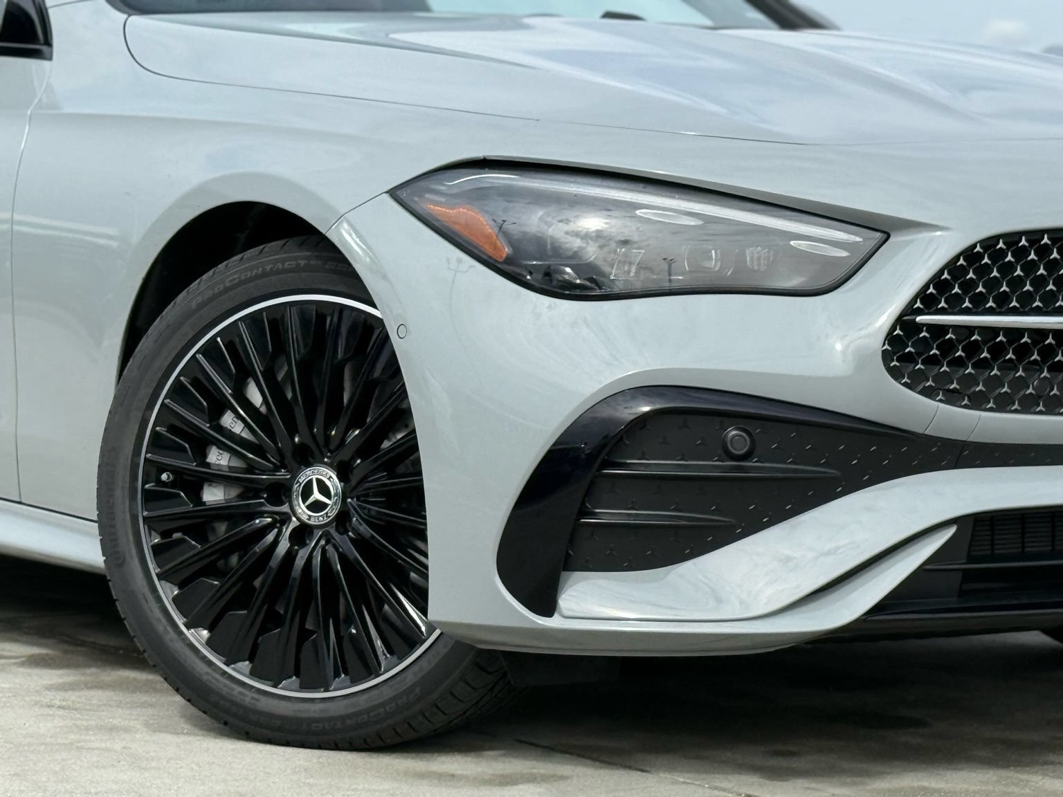 New 2026 Mercedes-Benz CLE 450 4MATIC Coupe image 4