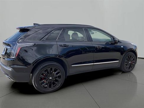 Certified 2023 Cadillac XT5 Sportv w/ Technology Package AWD/4WD image 5