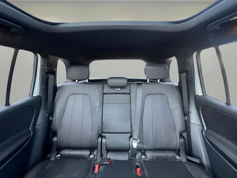 Used 2022 Mercedes-Benz GLB 250 4MATIC image 21
