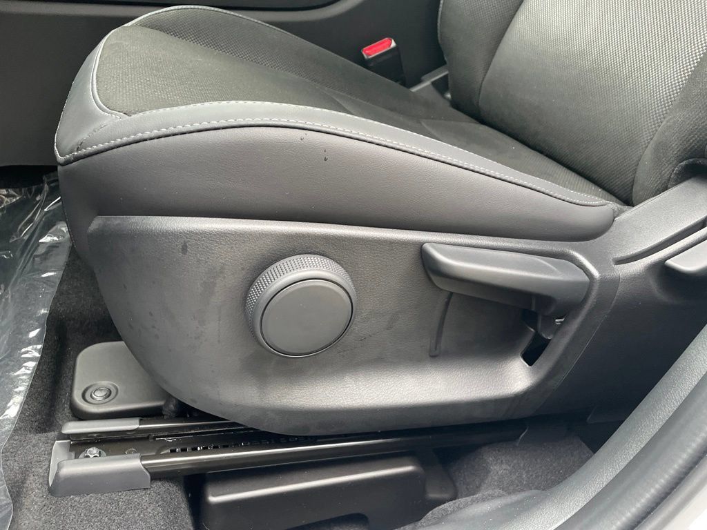 New 2026 MAZDA CX-5 Select AWD/4WD image 14