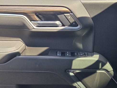 New 2026 Chevrolet Silverado 1500 LT w/ Texas Edition Plus AWD/4WD image 17