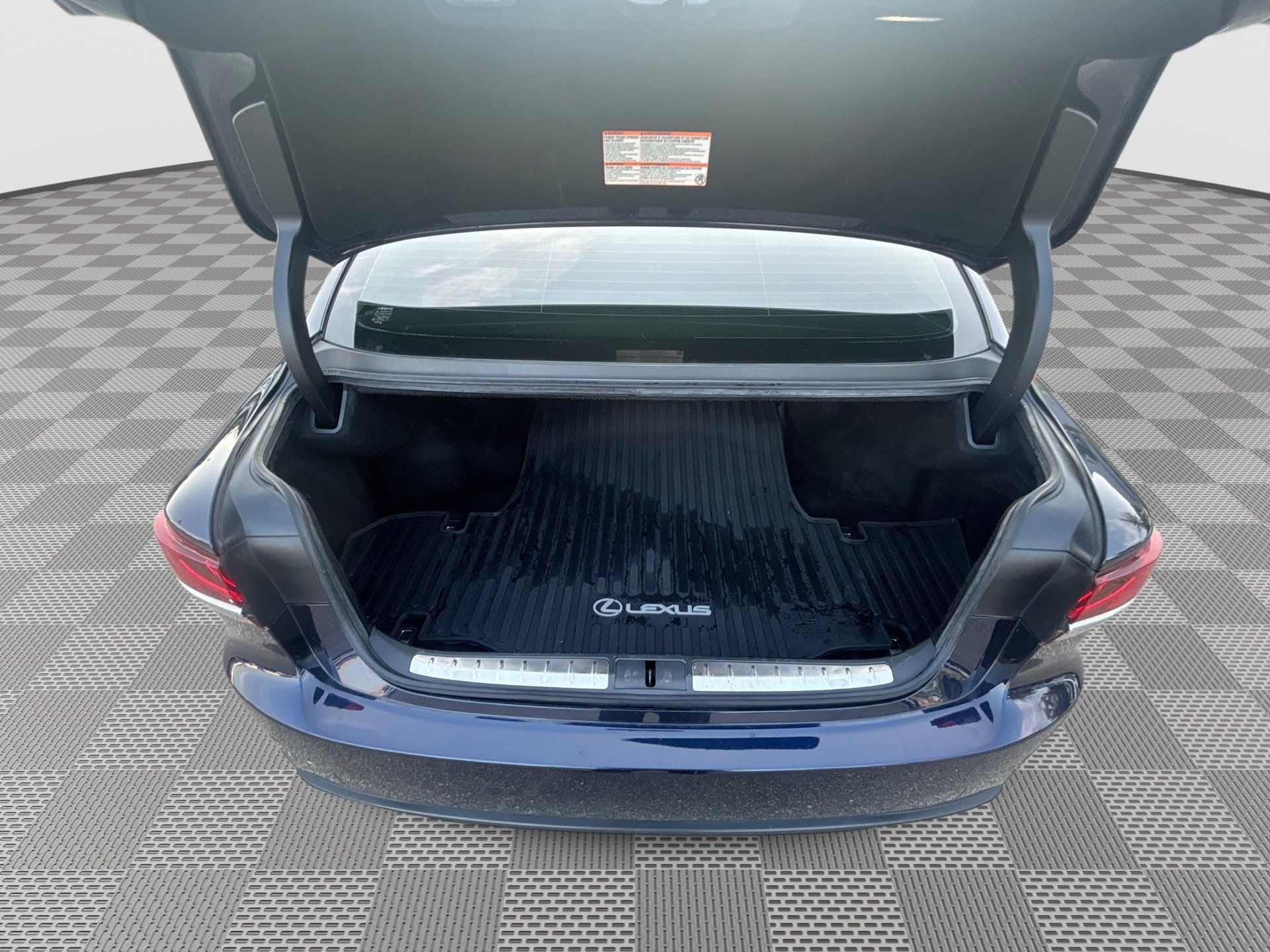 Used 2019 Lexus LS 500 RWD image 22