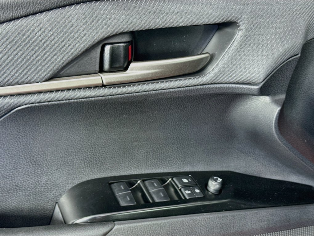 Used 2026 Toyota Camry SE FWD image 23