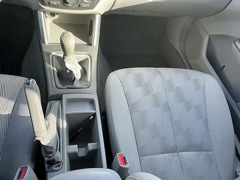 Used 2010 Subaru Forester 2.5X Premium image 21