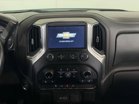 Used 2022 Chevrolet Silverado 1500 LT Trail Boss AWD/4WD image 11