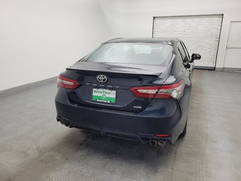 Used 2018 Toyota Camry XSE image 7